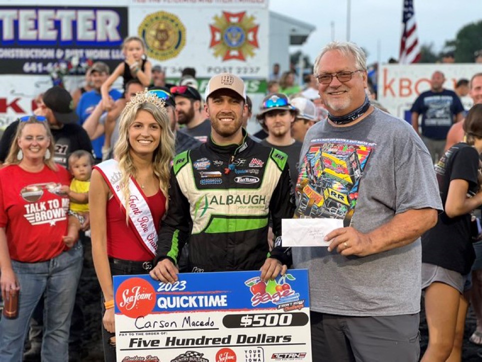 LAST NIGHT AT OSKY CARSON MACEDO AND THE ALBAUGH YOUR